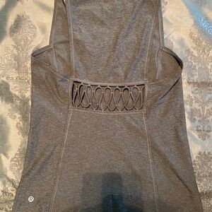 Lululemon super cute cutout tank